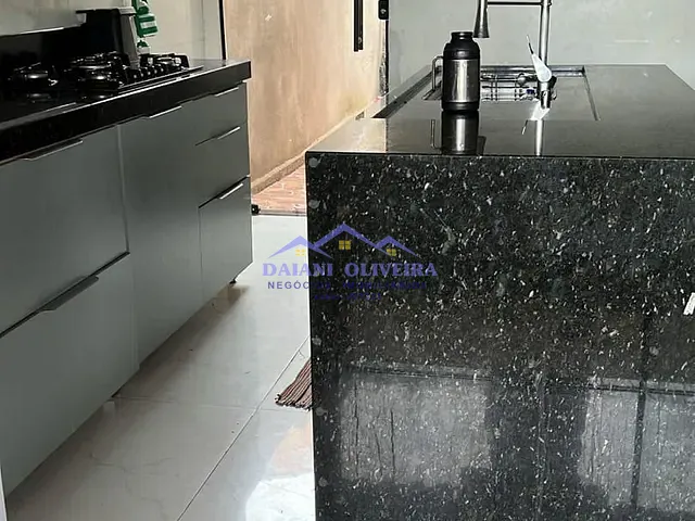Casa 3 quartos e 2 banheiros, à venda, no bairro LAZER em Cambará