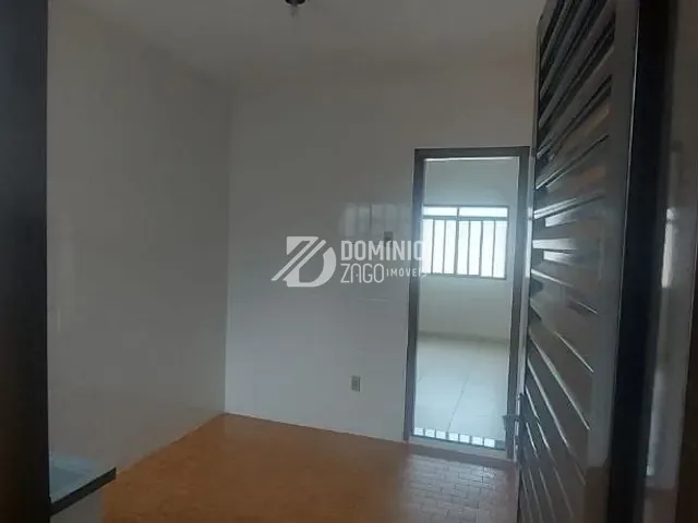 Casa com 360m² 2 quartos e 1 banheiro, à venda, no bairro Parque das Gameleiras em Uberaba