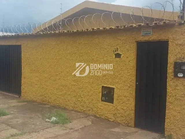 Casa com 360m² 2 quartos e 1 banheiro, à venda, no bairro Parque das Gameleiras em Uberaba