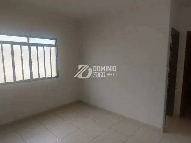 Casa com 360m² 2 quartos e 1 banheiro, à venda, no bairro Parque das Gameleiras em Uberaba
