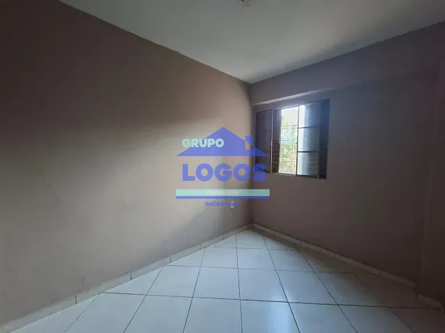 Casa 2 quartos e 1 banheiro, para alugar, no bairro Loanda em João Monlevade