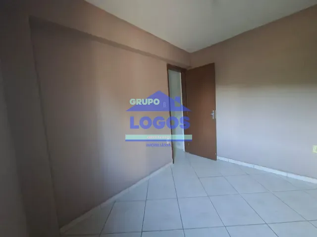 Casa 2 quartos e 1 banheiro, para alugar, no bairro Loanda em João Monlevade