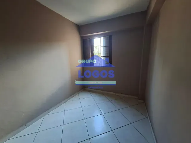 Casa 2 quartos e 1 banheiro, para alugar, no bairro Loanda em João Monlevade