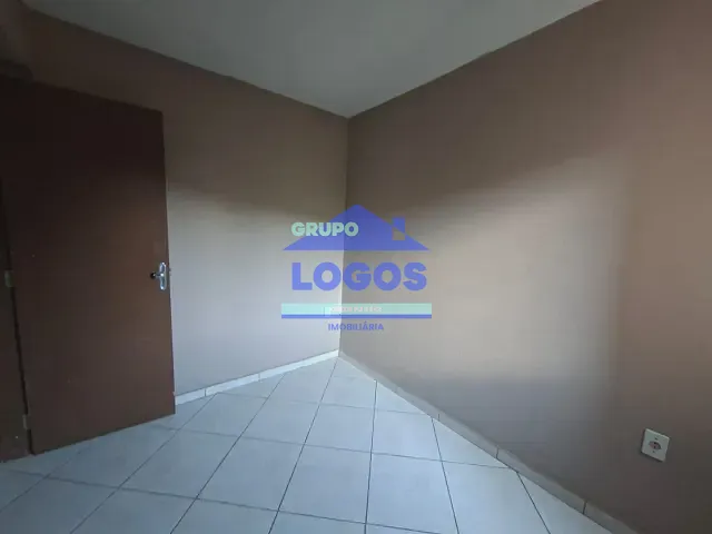 Casa 2 quartos e 1 banheiro, para alugar, no bairro Loanda em João Monlevade