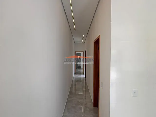 Casa 2 quartos e 1 banheiro, à venda, no bairro Jardim Santa Madre Paulina em Sorocaba