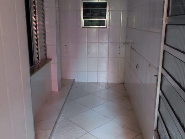 Casa com 100m² 2 quartos e 1 banheiro, para alugar, no bairro Jardim Aricanduva em São Paulo