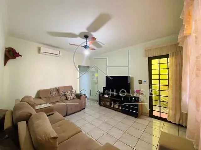 Casa com 468m² 3 quartos e 2 banheiros, à venda, no bairro Vila Virgínia em Ribeirão Preto