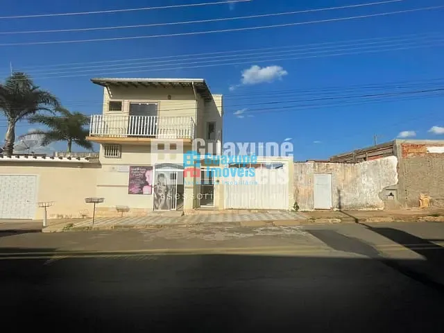 Casa com 120m² 3 quartos e 3 banheiros, à venda, no bairro Jardim Guaxupé em Guaxupé