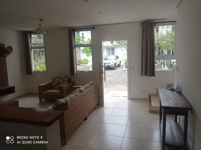 Casa 3 quartos e 3 banheiros, à venda, no bairro Maresias em São Sebastião