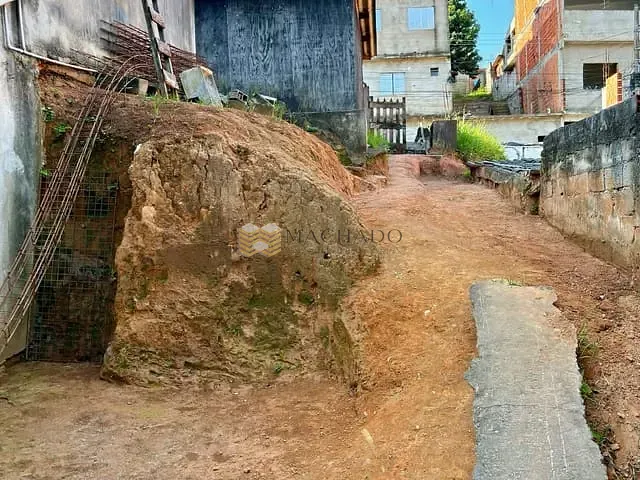 Casa com 250m² 1 quarto e 1 banheiro, à venda, no bairro Cidade São Pedro - Gleba A em Santana de Parnaíba