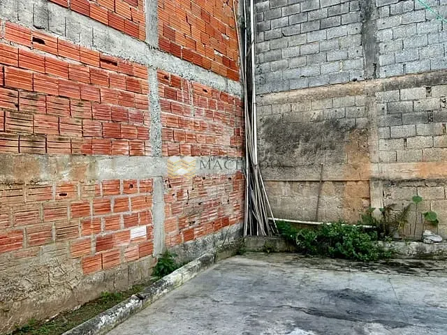 Casa com 250m² 1 quarto e 1 banheiro, à venda, no bairro Cidade São Pedro - Gleba A em Santana de Parnaíba