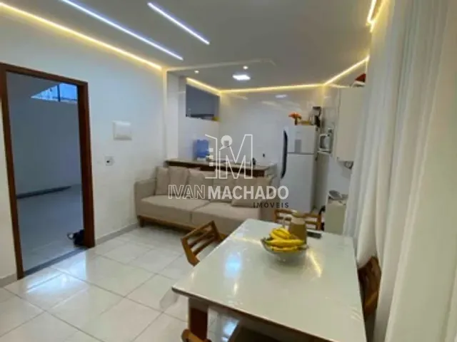 Casa 2 quartos e 1 banheiro, à venda, no bairro Rosário de Fátima em Serra
