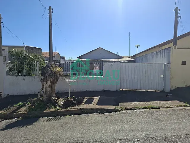 Casa 2 quartos e 2 banheiros, para alugar, no bairro Parque Vista Alegre em Itapeva