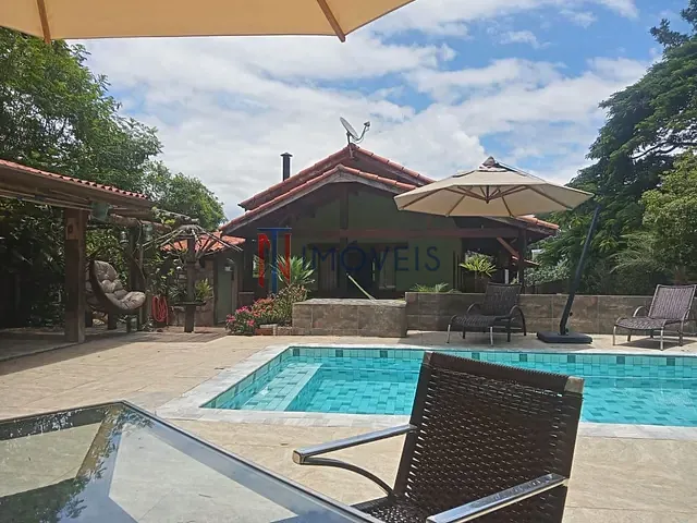 Casa com 851m² 3 quartos e 4 banheiros, à venda, no bairro Bairro Canedos em Piracaia