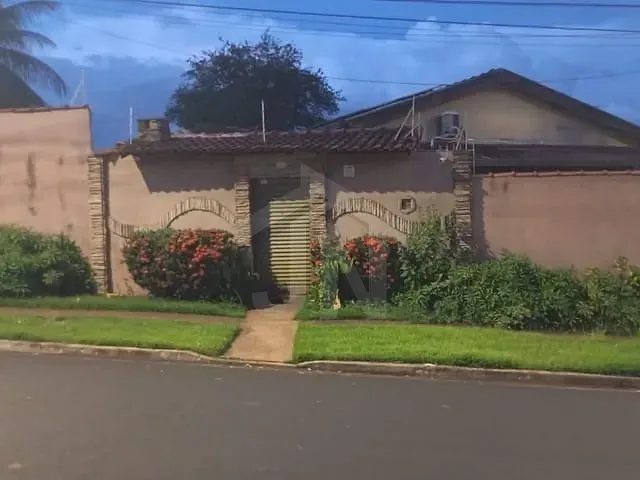 Casa com 387m² 3 quartos e 3 banheiros, à venda, no bairro Jardim Alexandre Balbo em Ribeirão Preto