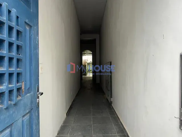 Casa com 140m² 3 quartos e 2 banheiros, para alugar, no bairro Centro em Ilhéus
