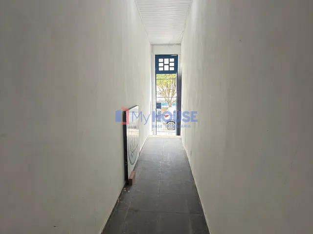 Casa com 140m² 3 quartos e 2 banheiros, para alugar, no bairro Centro em Ilhéus
