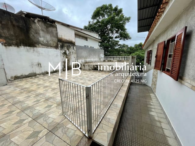 Casa 2 quartos e 2 banheiros, à venda, no bairro MIGUEL ROCHA em CATAGUASES