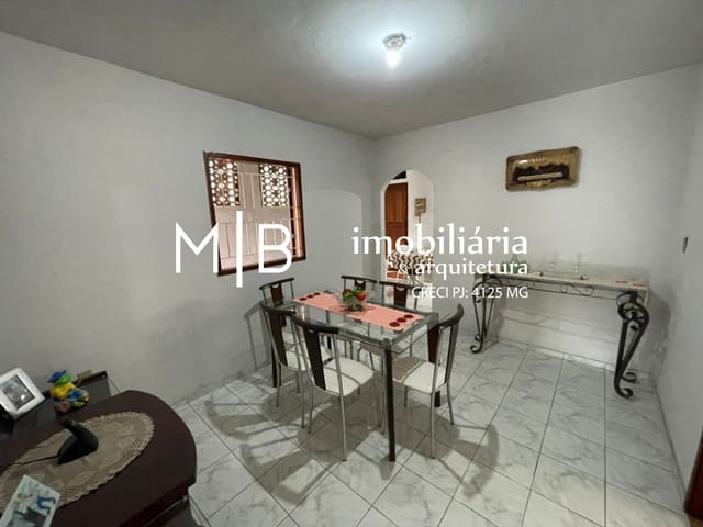 Casa 2 quartos e 2 banheiros, à venda, no bairro MIGUEL ROCHA em CATAGUASES
