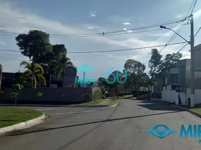 Casa com 405m² 4 quartos e 4 banheiros, à venda, no bairro Residencial Vale Verde em Senador Canedo