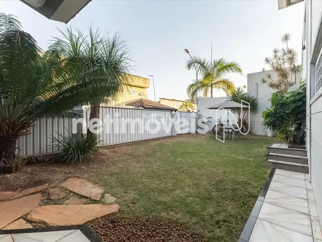 Casa 4 quartos e 6 banheiros, à venda, no bairro Guará II em Brasília