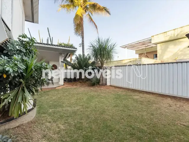 Casa 4 quartos e 6 banheiros, à venda, no bairro Guará II em Brasília