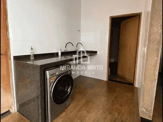 Casa 3 quartos e 3 banheiros, à venda, no bairro Jardim Atlântico em Goiânia