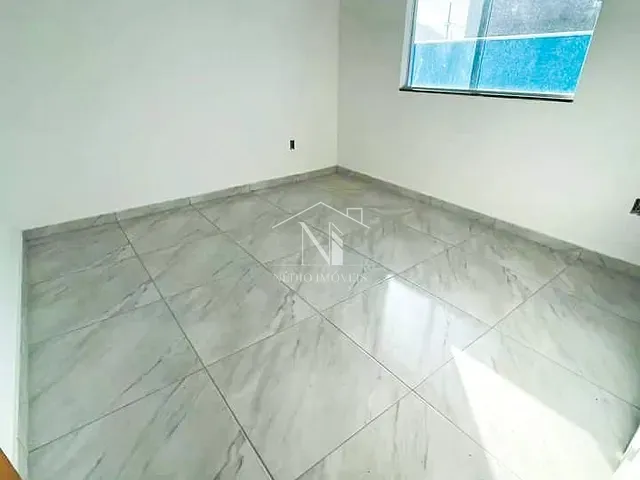 Casa com 480m² 3 quartos e 2 banheiros, à venda, no bairro Jardim Atlântico Leste (Itaipuaçu) em Maricá