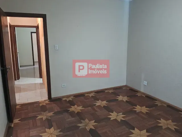 Casa com 300m² 3 quartos e 2 banheiros, à venda, no bairro Campo Belo em São Paulo