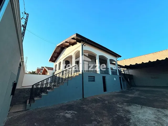 Casa com 266m² 3 quartos e 1 banheiro, à venda, no bairro Jardim Ivete em Itapira
