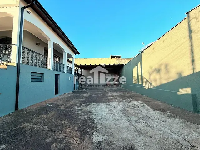 Casa com 266m² 3 quartos e 1 banheiro, à venda, no bairro Jardim Ivete em Itapira