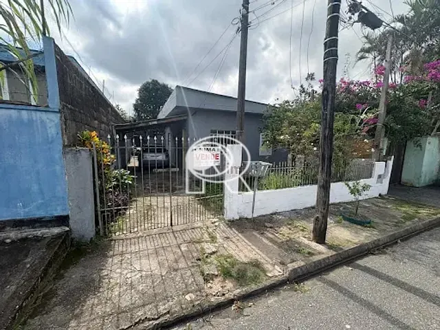 Casa à venda, no bairro Vila Nova Ribeira em Registro