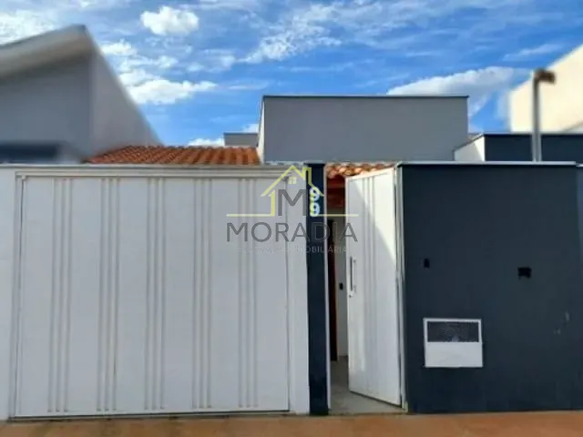 Casa com 118m² 2 quartos e 1 banheiro, à venda, no bairro Jd Ouro Verde em Guaxupé