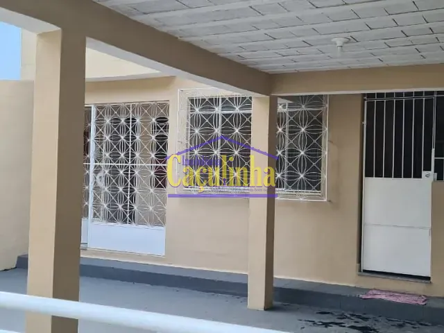 Casa com 1m² 2 quartos e 1 banheiro, à venda, no bairro Parque Santana em Barra do Piraí