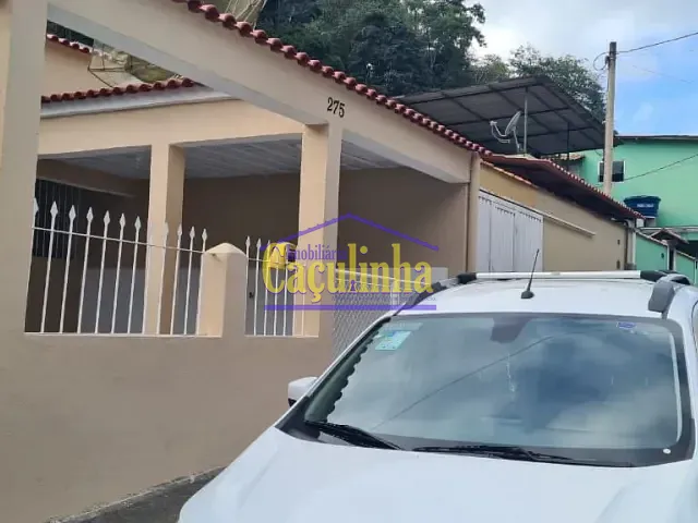 Casa com 1m² 2 quartos e 1 banheiro, à venda, no bairro Parque Santana em Barra do Piraí