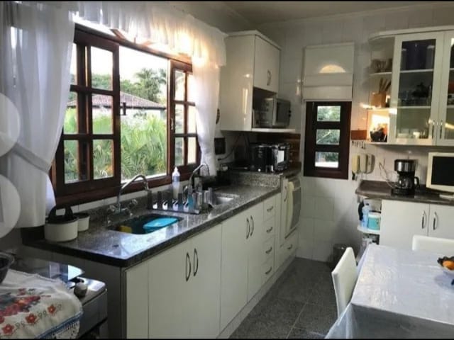 Casa com 344m² 6 quartos e 2 banheiros, à venda, no bairro Anil em Rio de Janeiro