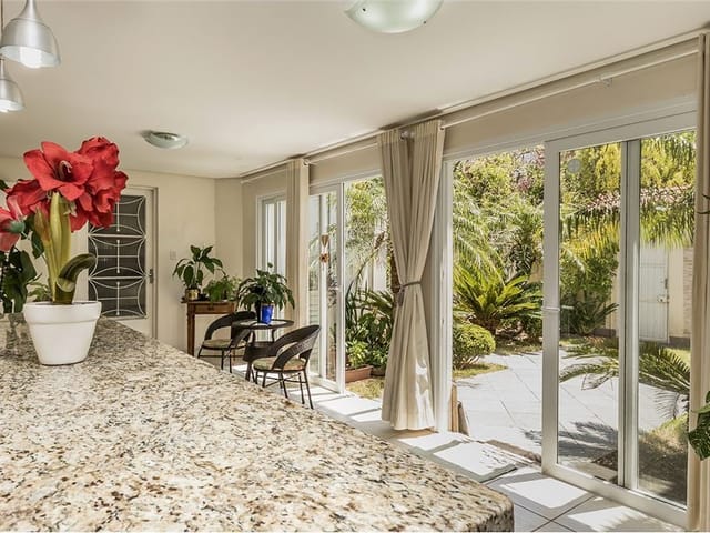 Foto do Casa - Casa Estilo Colonial com 3 Quartos, 1 Suíte e 4 Vagas no Bairro Santa Mônica em Belo Horizonte-MG | Deltalar Imóveis