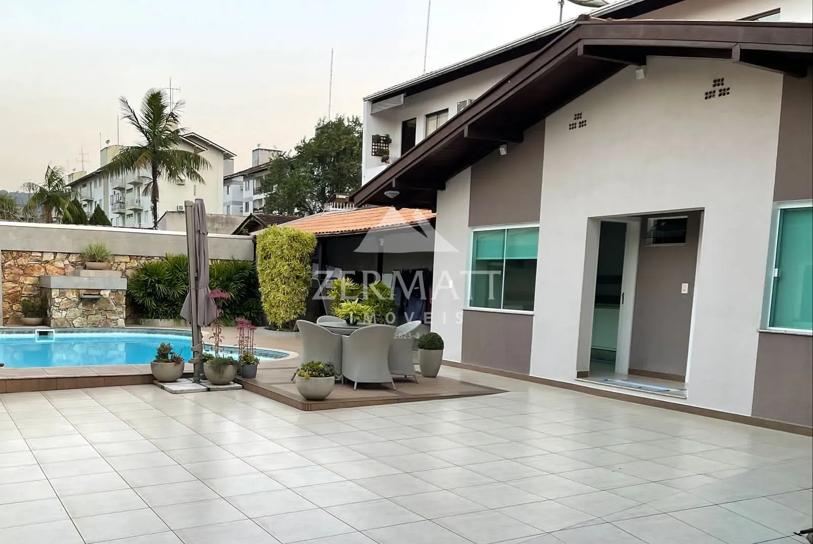 Casa com 4 dormitórios à venda, 405 m por R$ 2.600.000 - Velha - Blumenau/SC - foto 1