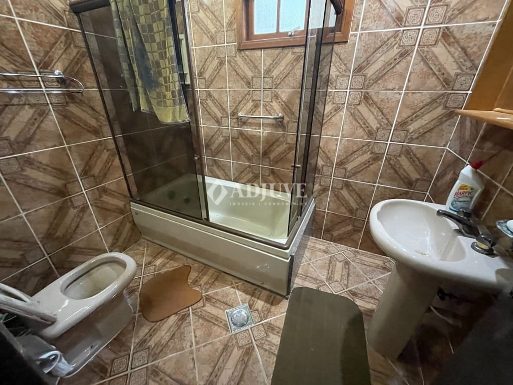 Casa à venda com 4 quartos, 300m² - Foto 8