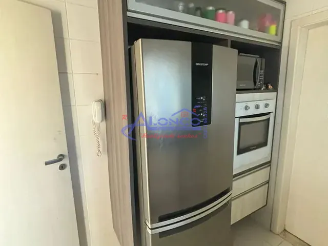 Casa com 140m² 3 quartos e 2 banheiros, para alugar, no bairro Condomínio Residence Club em Jacareí