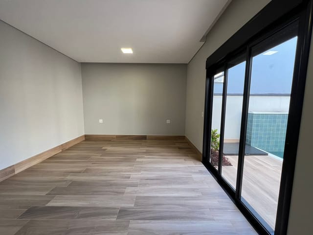 Casa com 302m² 3 quartos e 5 banheiros, à venda, no bairro Jardim Panorama em Indaiatuba
