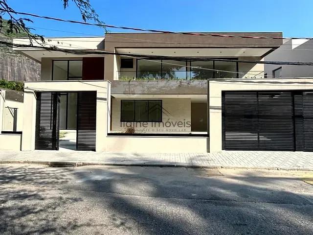 Casa com 670m² 5 quartos e 8 banheiros, à venda, no bairro Itanhangá em Rio de Janeiro
