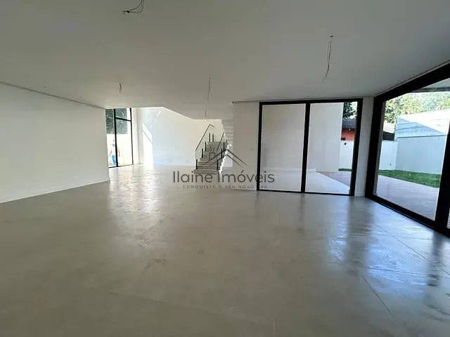 Casa com 670m² 5 quartos e 8 banheiros, à venda, no bairro Itanhangá em Rio de Janeiro