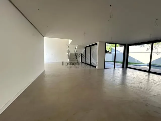 Casa com 670m² 5 quartos e 8 banheiros, à venda, no bairro Itanhangá em Rio de Janeiro