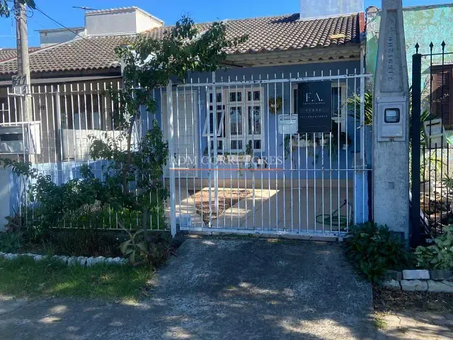 Casa com 85m² 2 quartos e 1 banheiro, à venda, no bairro Parque da Matriz em Cachoeirinha