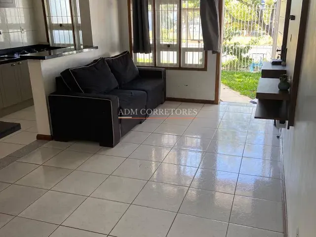 Casa com 85m² 2 quartos e 1 banheiro, à venda, no bairro Parque da Matriz em Cachoeirinha