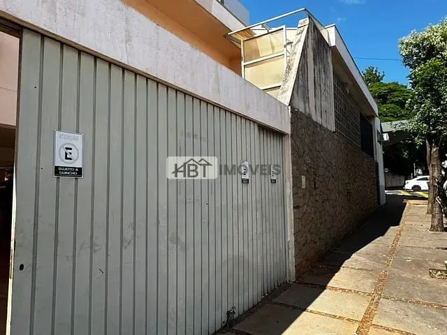 Casa 4 quartos e 6 banheiros, à venda ou para alugar, no bairro Jardim Nasralla em Bauru