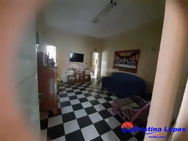 Casa com 300m², à venda, no bairro Centro em Teresina