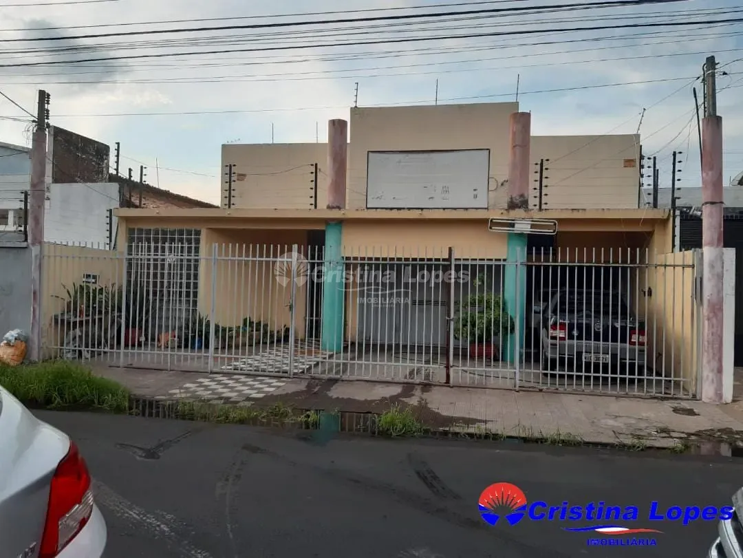 Casa, 3 quartos, 300 m² - Foto 2