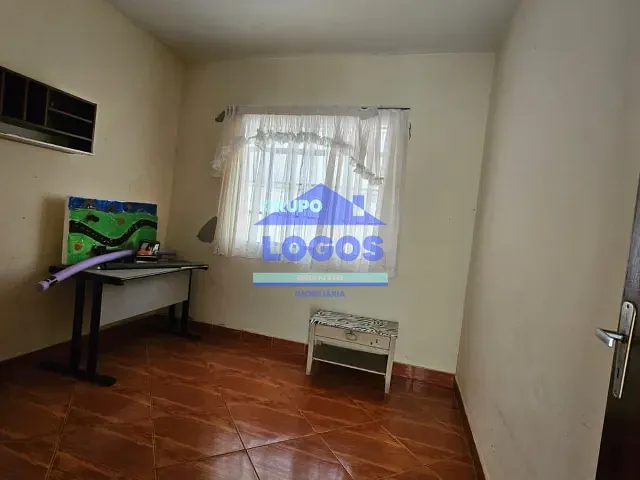 Casa com 360m² 4 quartos e 1 banheiro, à venda, no bairro Lourdes em João Monlevade